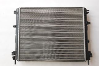 Радиатор охлаждения Рено Кенго  1.6 16V/1.9D/dTi/dCi 99- | MAXGEAR   AC202938 ― Renault Kangoo
